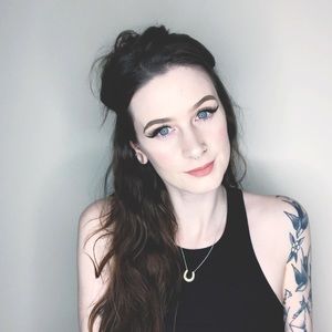 Meet your Posher, Ev